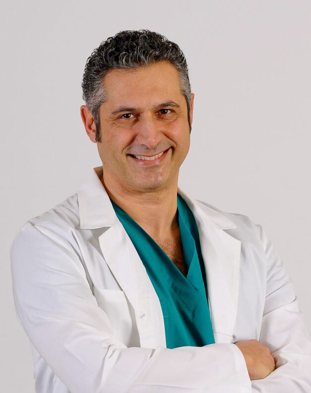 Doctor endocrinologist Mario